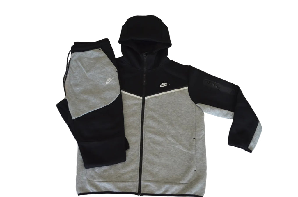 Nike Tech Fleece (UA) - Light Grey & Black